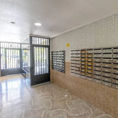 Atico Con Vistas Y Piscina Apartment